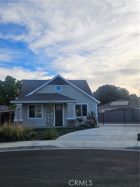 Building Photo - 5215 Peony Ct