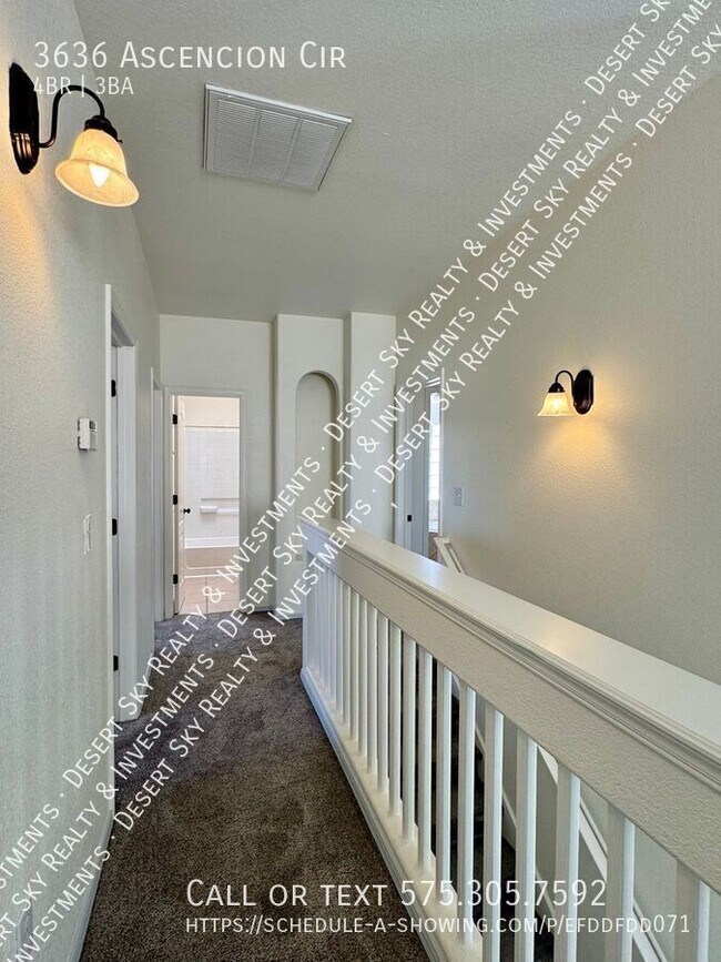 Building Photo - 3636 Ascencion Cir