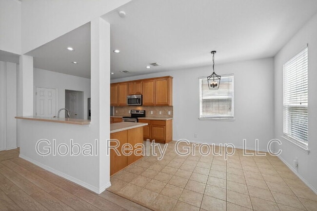 Building Photo - 510 Wildberry Ct