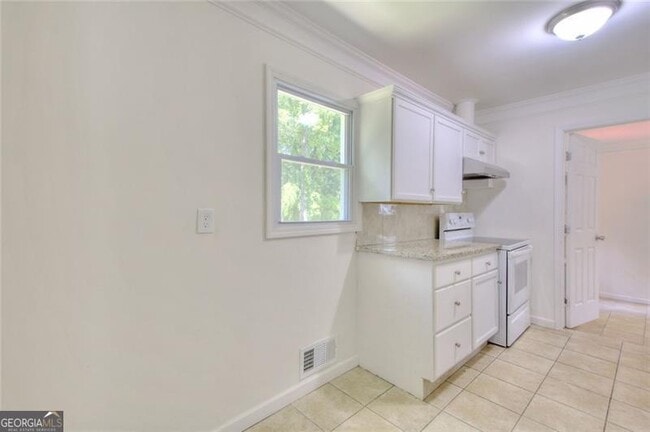 Building Photo - 3946 Green Oak Dr