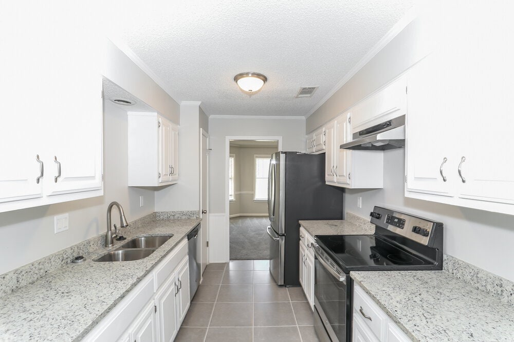 Building Photo - 2969 Forest Edge Dr