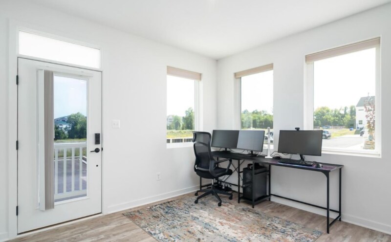 Building Photo - 1618 Blacksmith Wy