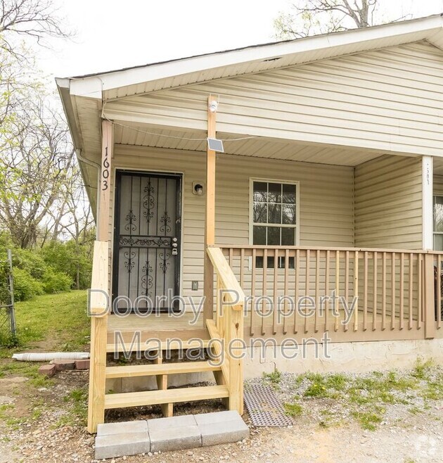 Building Photo - 1603 Bradt St