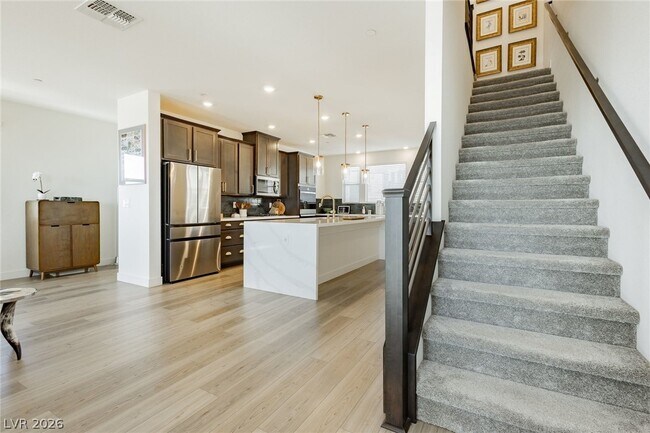 Building Photo - 1410 Whistling Kite St