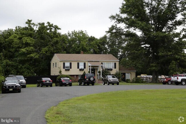 Building Photo - 167 NJ-70