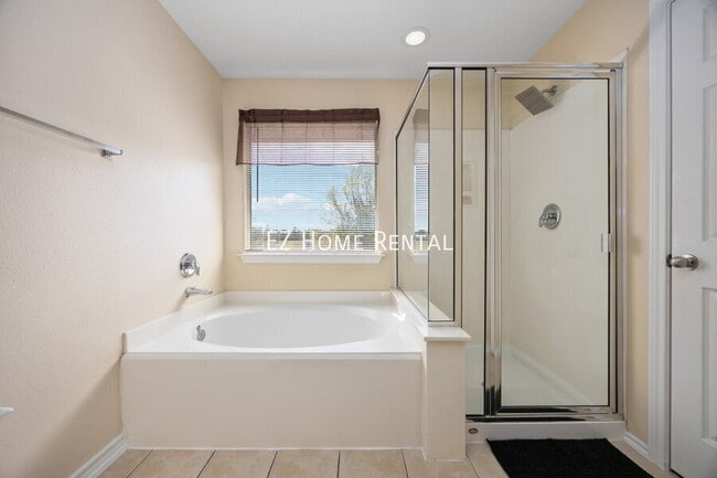 Building Photo - 2947 Hackamore Hollow Ln