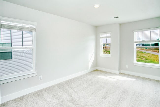 Building Photo - 218 Marston Ln