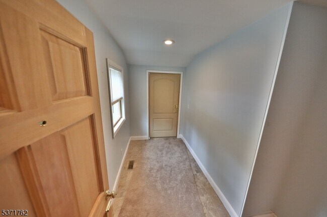 Building Photo - 241 US-206