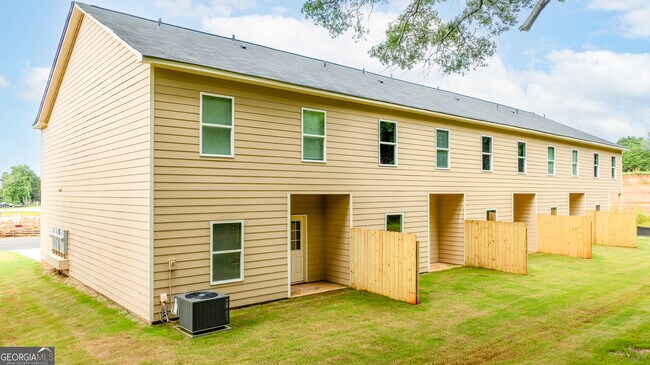 Building Photo - 20 Breanna Way