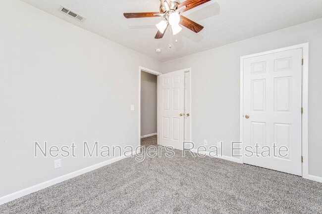 Building Photo - 6760 Willowbrook Dr