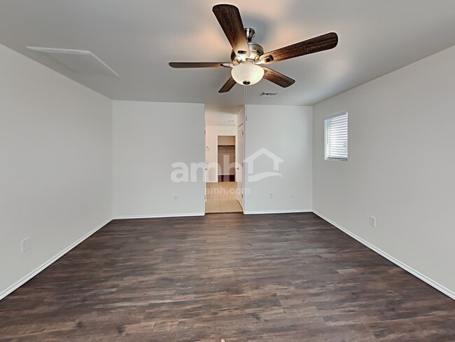 Building Photo - 14376 N Bannerstone Ct