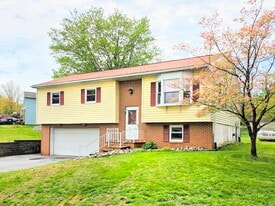 Building Photo - 909 Hannah Dr