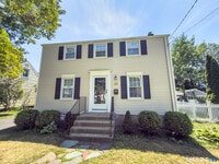 Building Photo - 65 Buell St