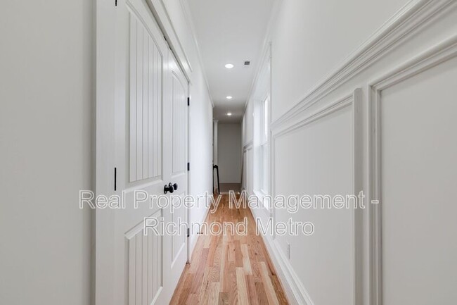 Building Photo - 3003 Midlothian Tpke