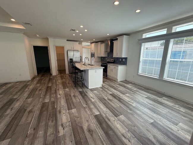 Building Photo - 55+ Community in Kissimmee South - Manufactured Home for Rent!