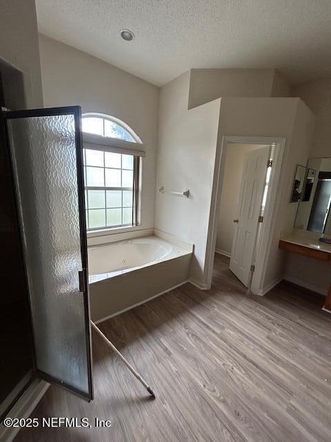 Building Photo - 2095 Willesdon Dr E