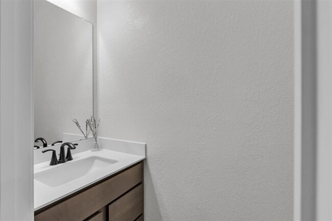 Building Photo - 116 Benmyrtle Trl