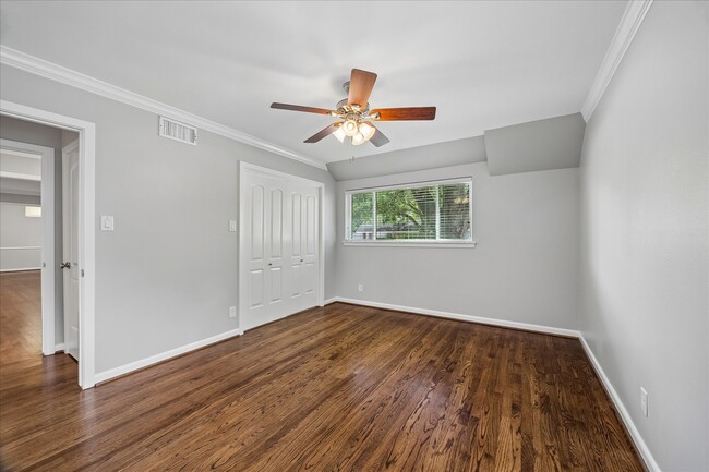 Building Photo - 9310 Woodmeadow St