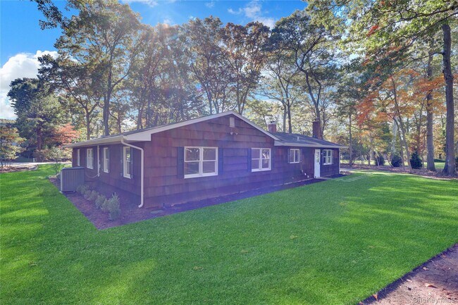 Building Photo - 7 Canterbury Ct