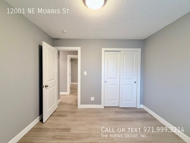 Building Photo - 12001 NE Morris St