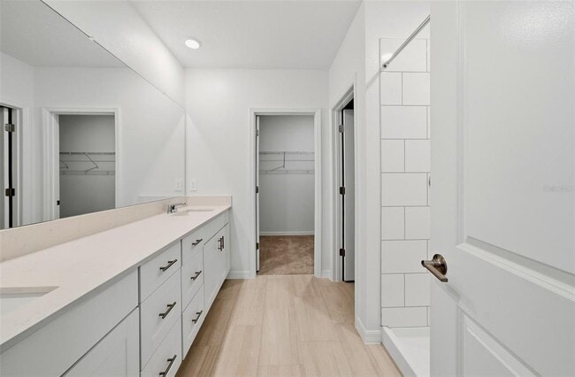 Building Photo - 9820 Feaster Dr