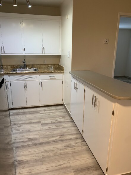 Building Photo - 18 Pacheco St