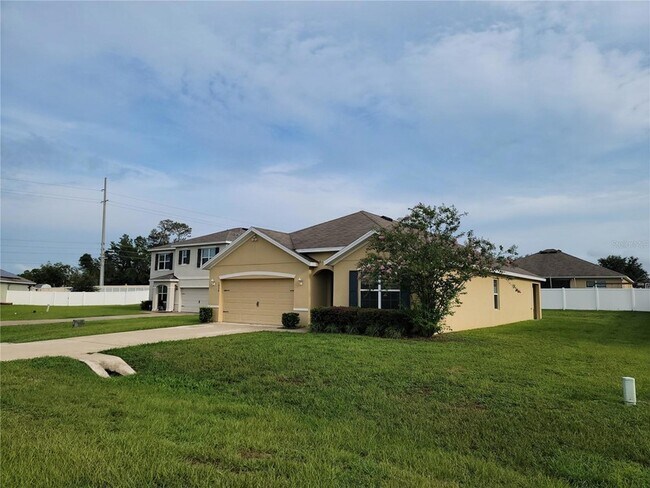 Building Photo - 4986 SW 97th Pl