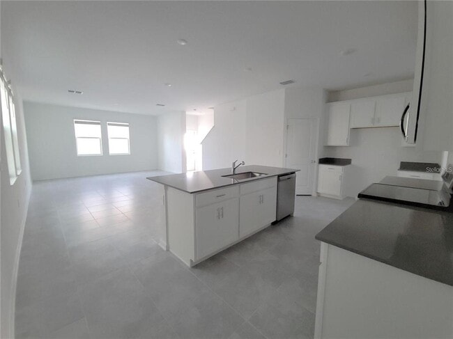 Building Photo - 6182 Shavasana Rd