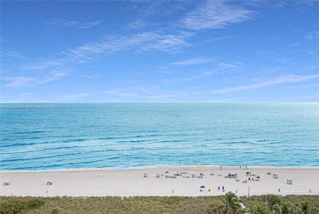 Building Photo - 5101 Collins Ave