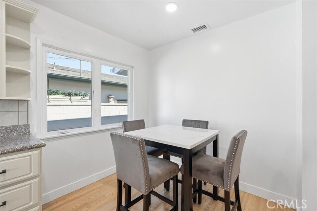 Building Photo - 5613 Pso De Pablo