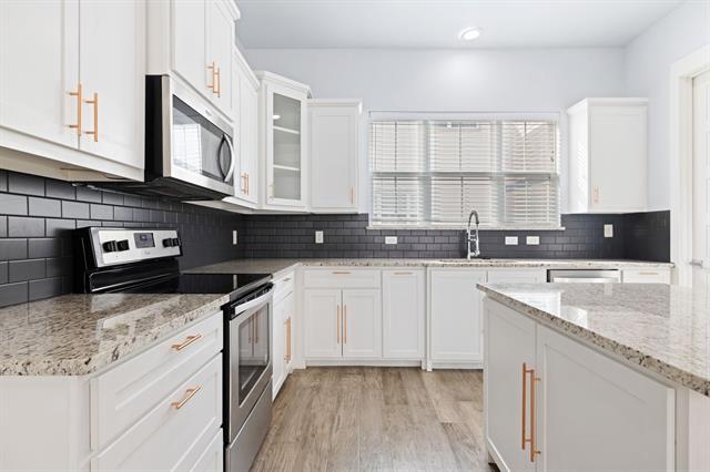 Building Photo - 203 S Village Way