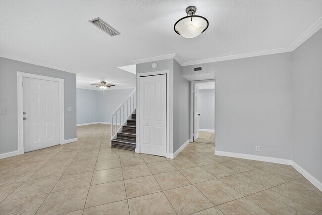 Building Photo - 1590 Forest Lakes Cir