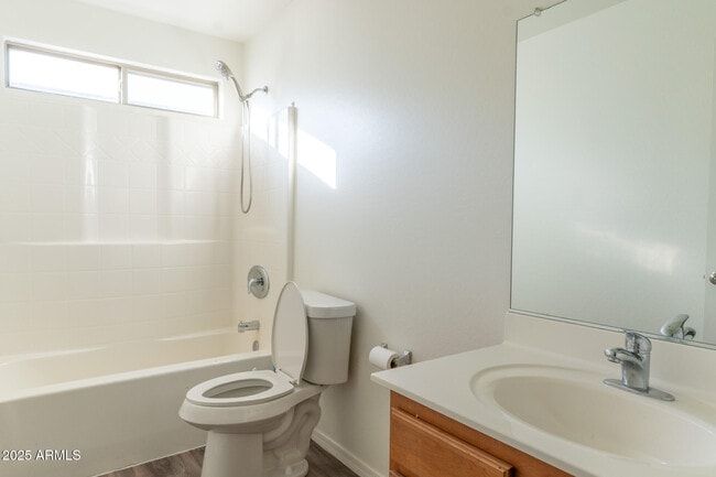 Building Photo - 2234 W Central Ave