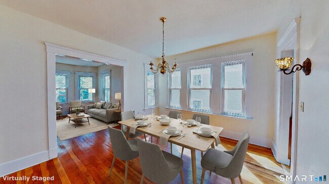 Building Photo - 134 Mansfield St