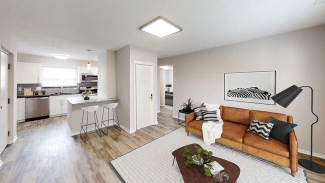 Building Photo - BEAUTIFUL 2 Bedroom, 1 bath in the heart of Clintonville available June 1! SEE IT TODAY!