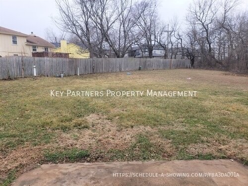 Building Photo - 15926 W 123rd St