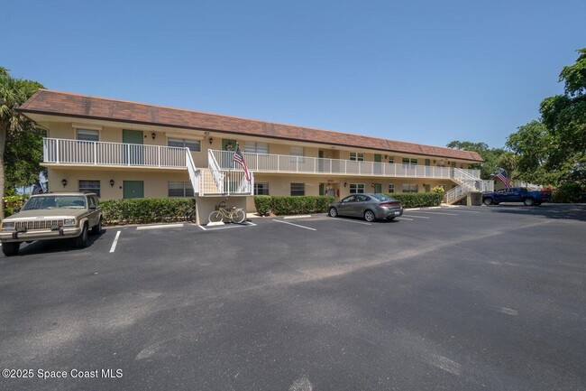Primary Photo - 6500 Falcon Way