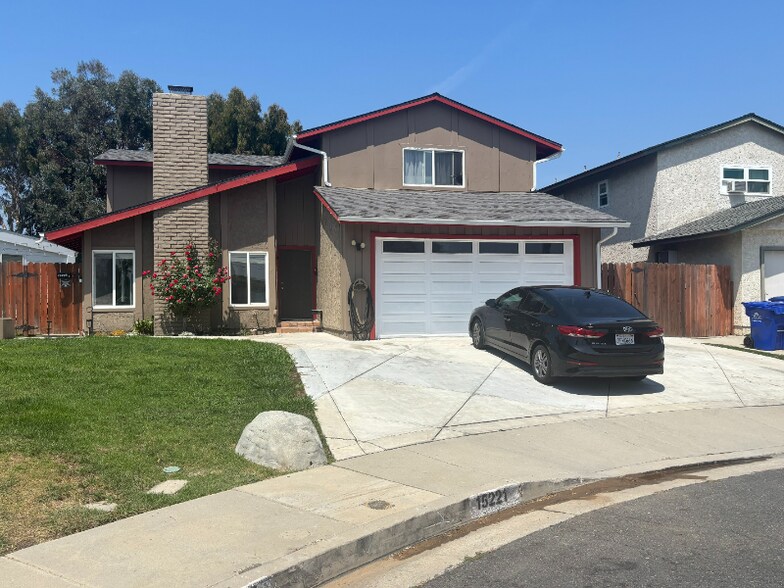 Primary Photo - 15221 Polly Ave