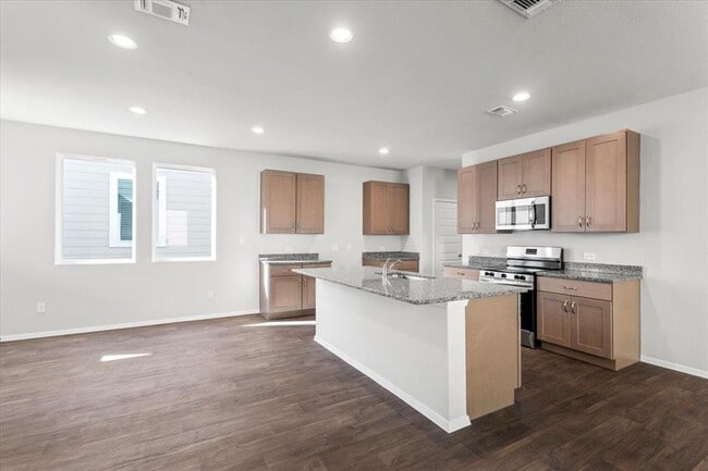 Building Photo - 2711 Totley Rd