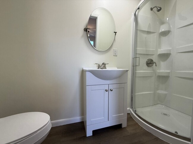 Building Photo - Newly renovated 3 Bedroom 3 Bathroom Home ...