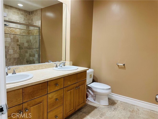 Building Photo - 5555 Carpenter Ave