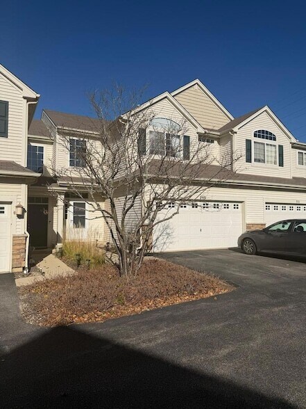 Building Photo - 549 S Jade Ln