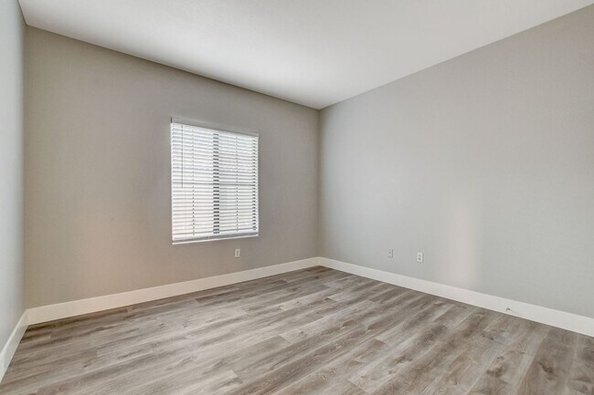 Building Photo - Upgrated upstairs 2 Bedrm 2 bath Gated Com...