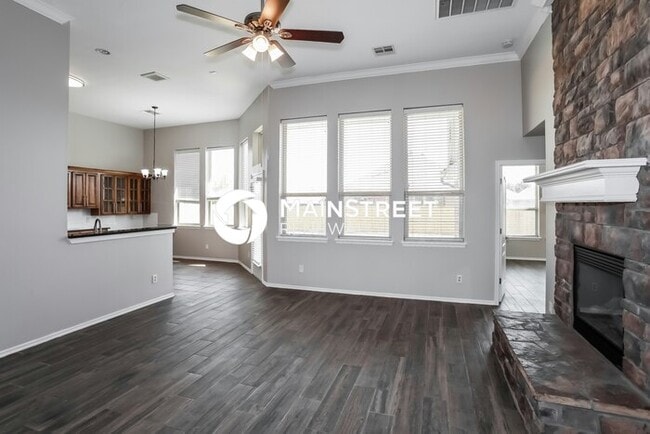 Building Photo - 4 Bedroom Pet-Friendly Home in Edmond, OK ...