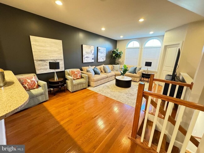 Building Photo - 20649 Duxbury Terrace