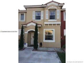 Building Photo - 60 SE 6th Rd