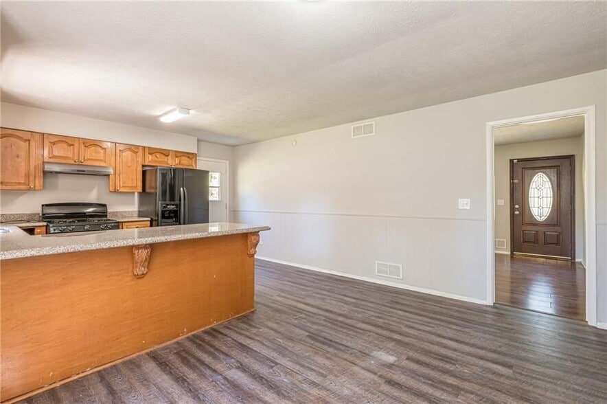 Building Photo - 1798 Dogwood Ct SW