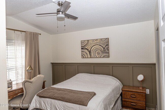 Building Photo - 839 Grand Regency Pointe