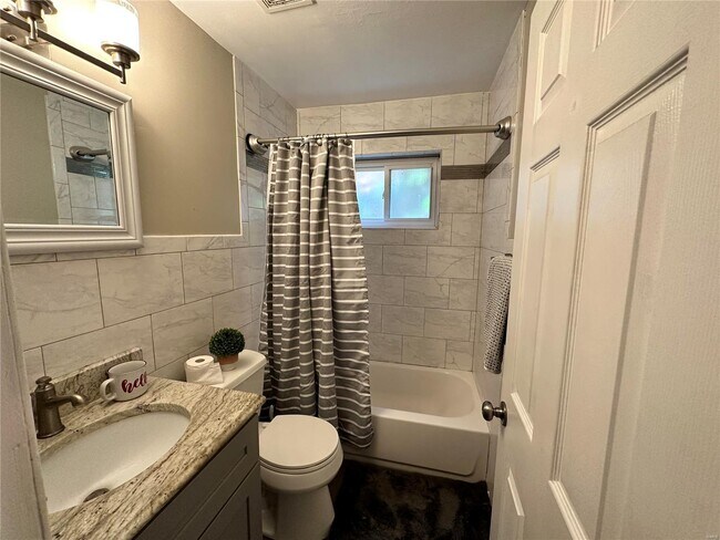 Building Photo - 7010 Amherst Ave