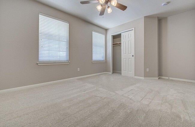 Building Photo - 2008 Creek Ledge Pl